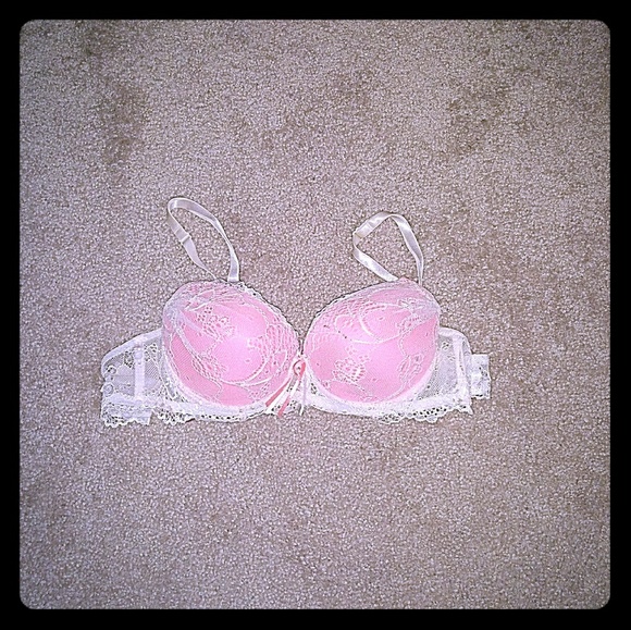 Pink bra - Picture 1 of 1